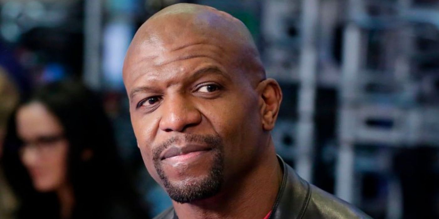 terry crews looking to side