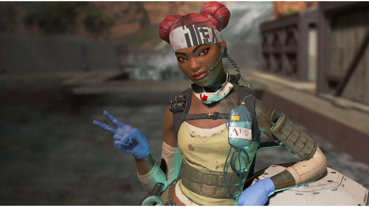 Apex Legends Lifeline Leaning on Heal Drone