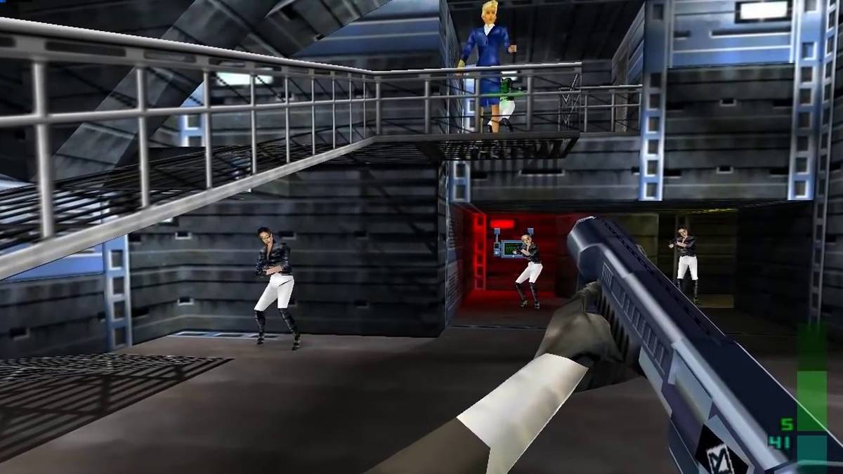 Perfect Dark shooting at enemies