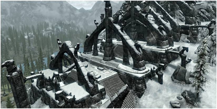 Bleak Falls Barrow in Skyrim
