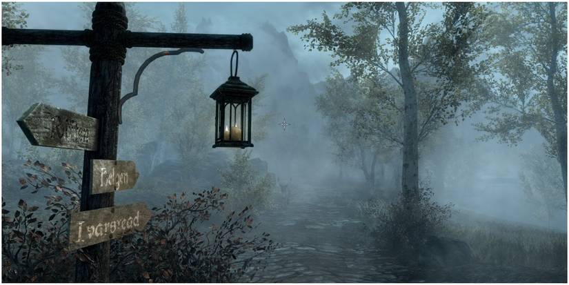 Skyrim Lamppost