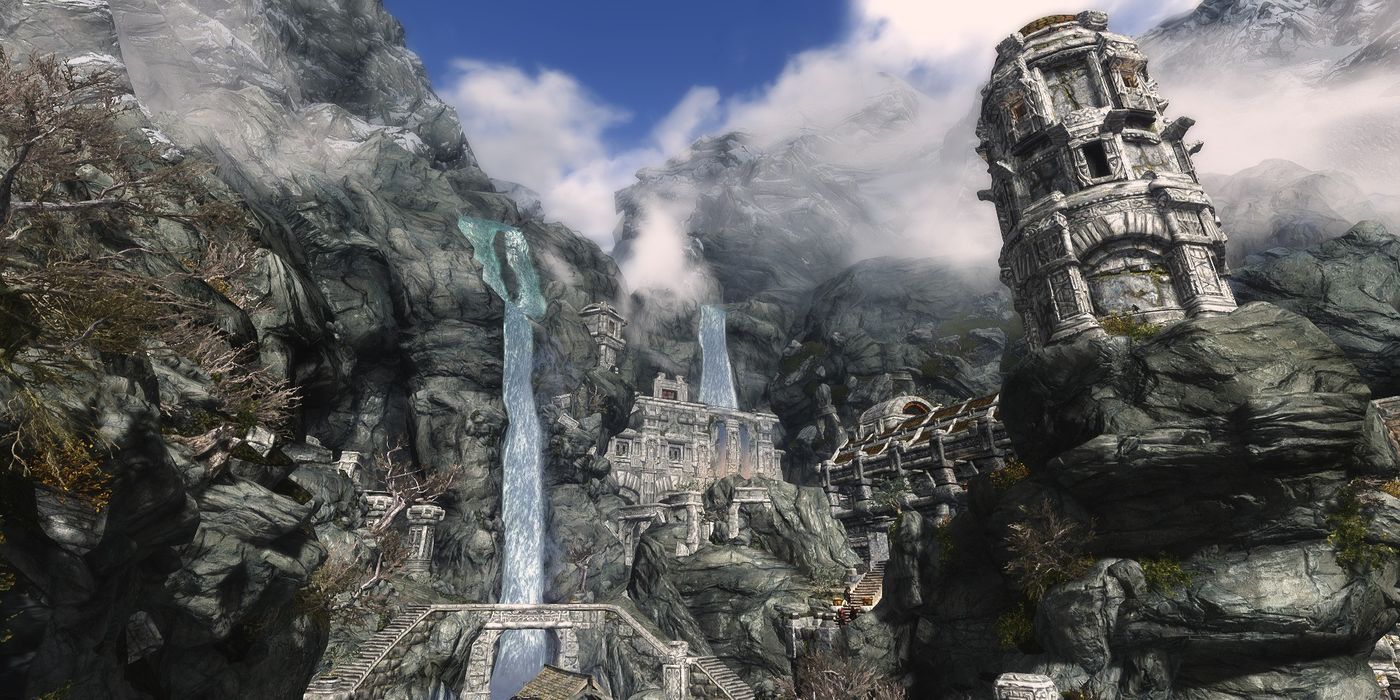 Skyrim Markarth picture of entire city and waterfall.
