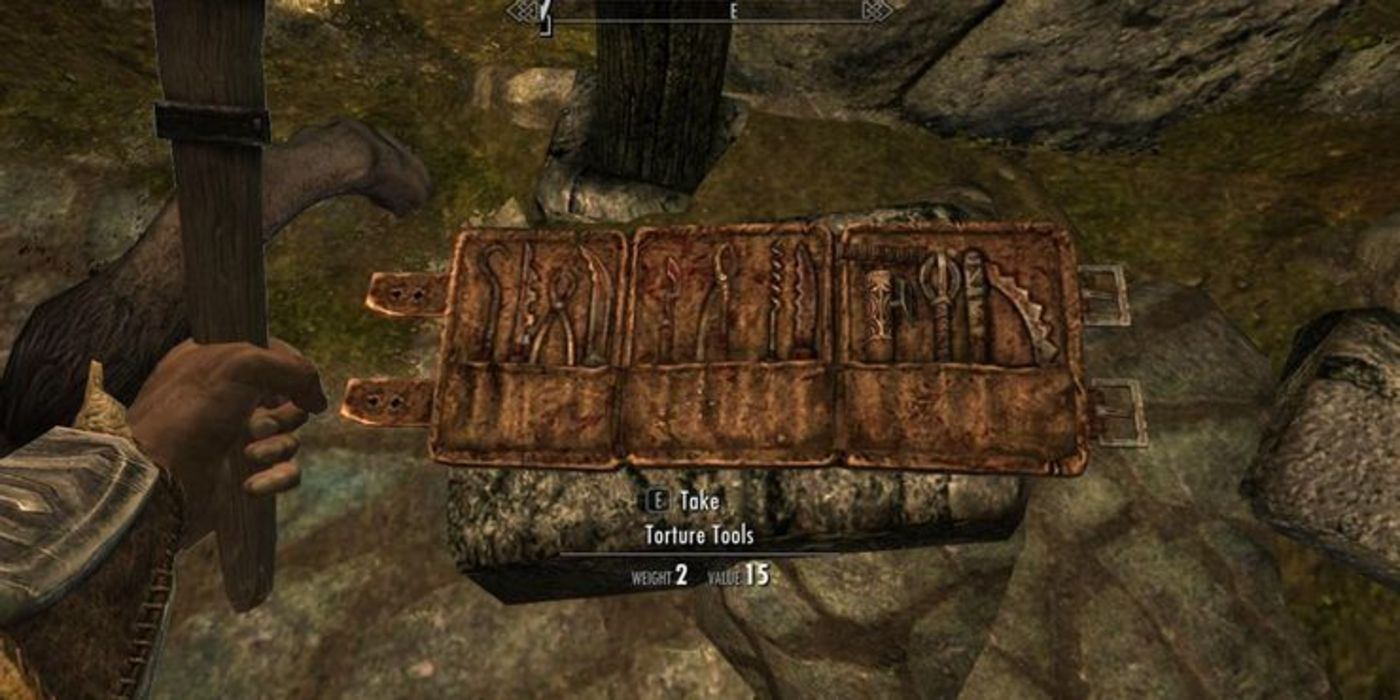 Skyrim torture tools on the ground