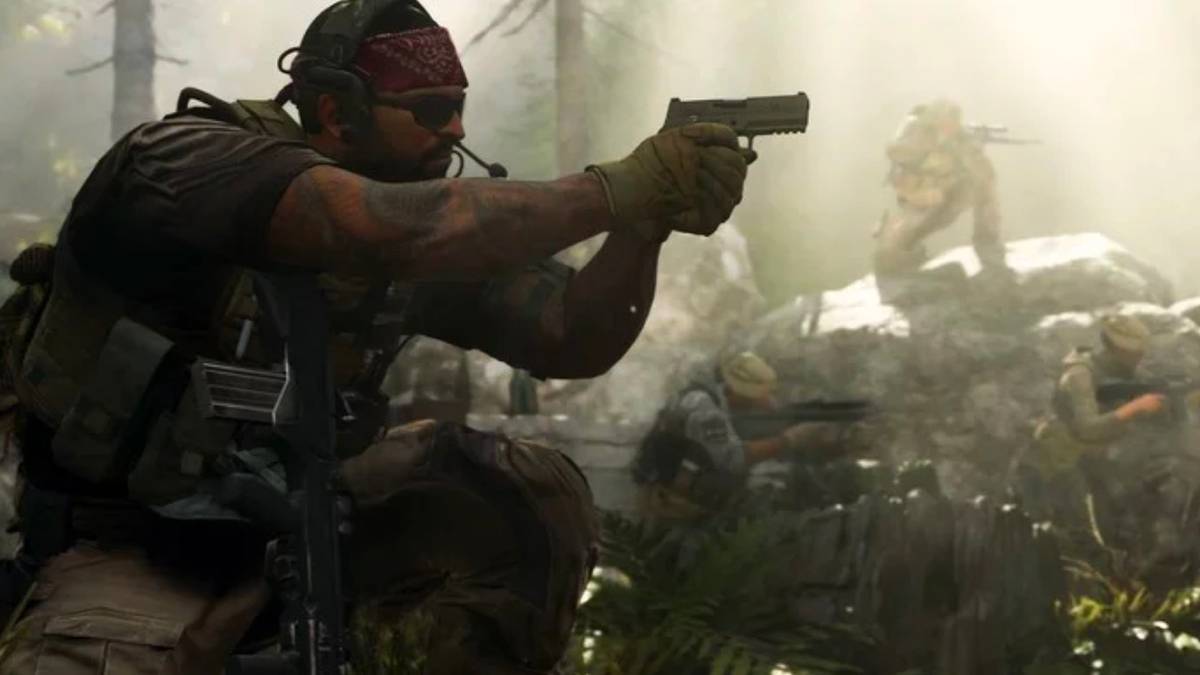 Call of Duty: Modern Warfare soldiers in forest