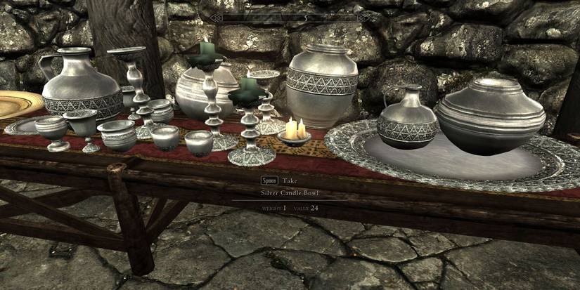 Skyrim Clutter