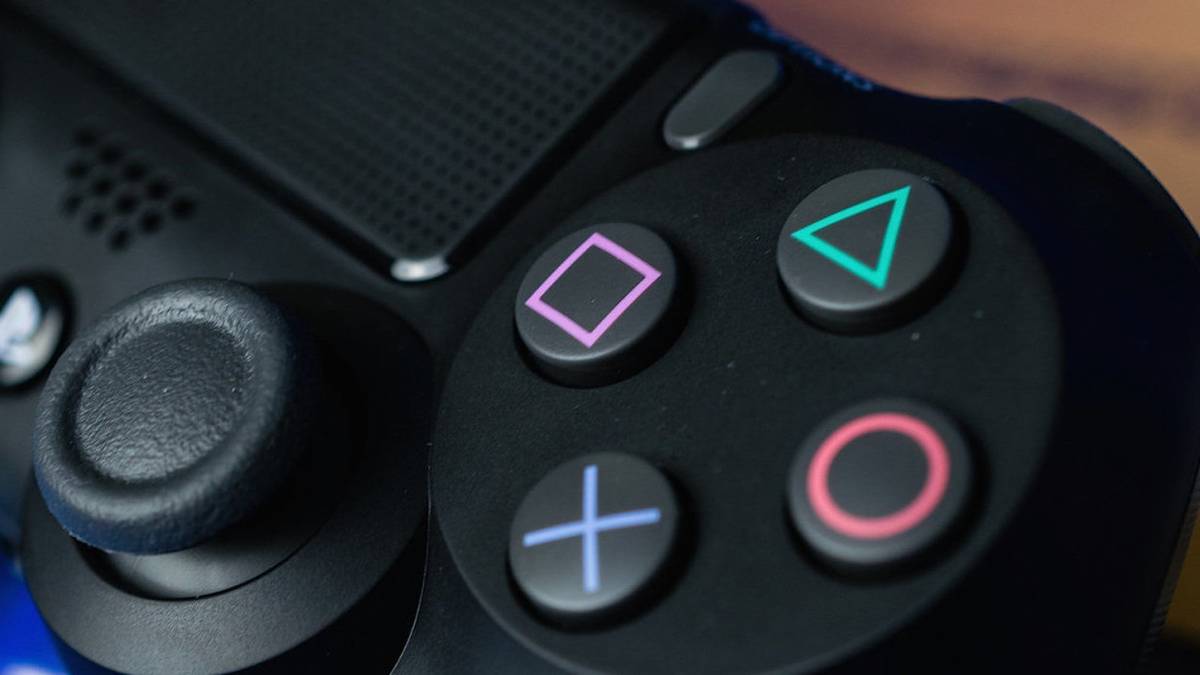 Playstation 5 head of worldwide studios ps5 controller