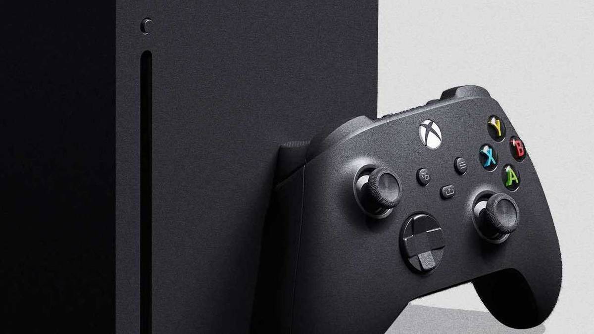 Xbox Series X and controller image