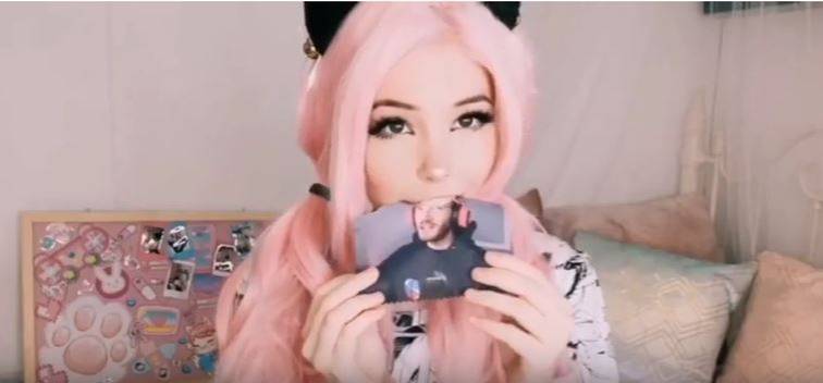 delphine eating pewdiepie