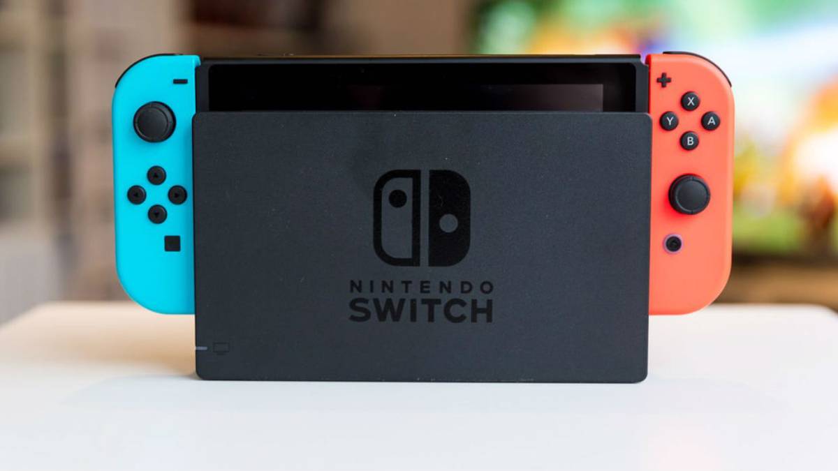 nintendo switch in dock