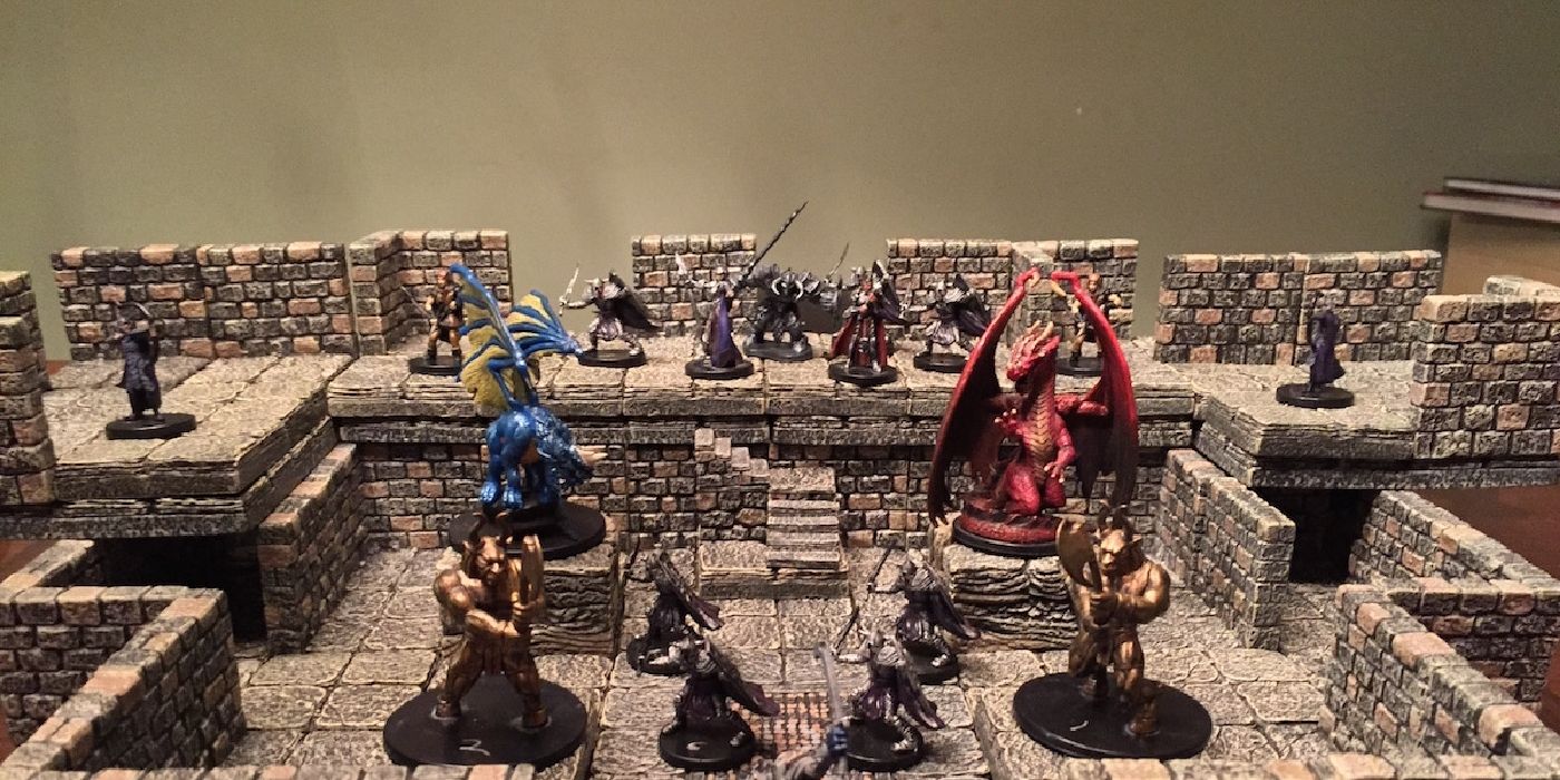 Dungeons and Dragons 5e board with models on it