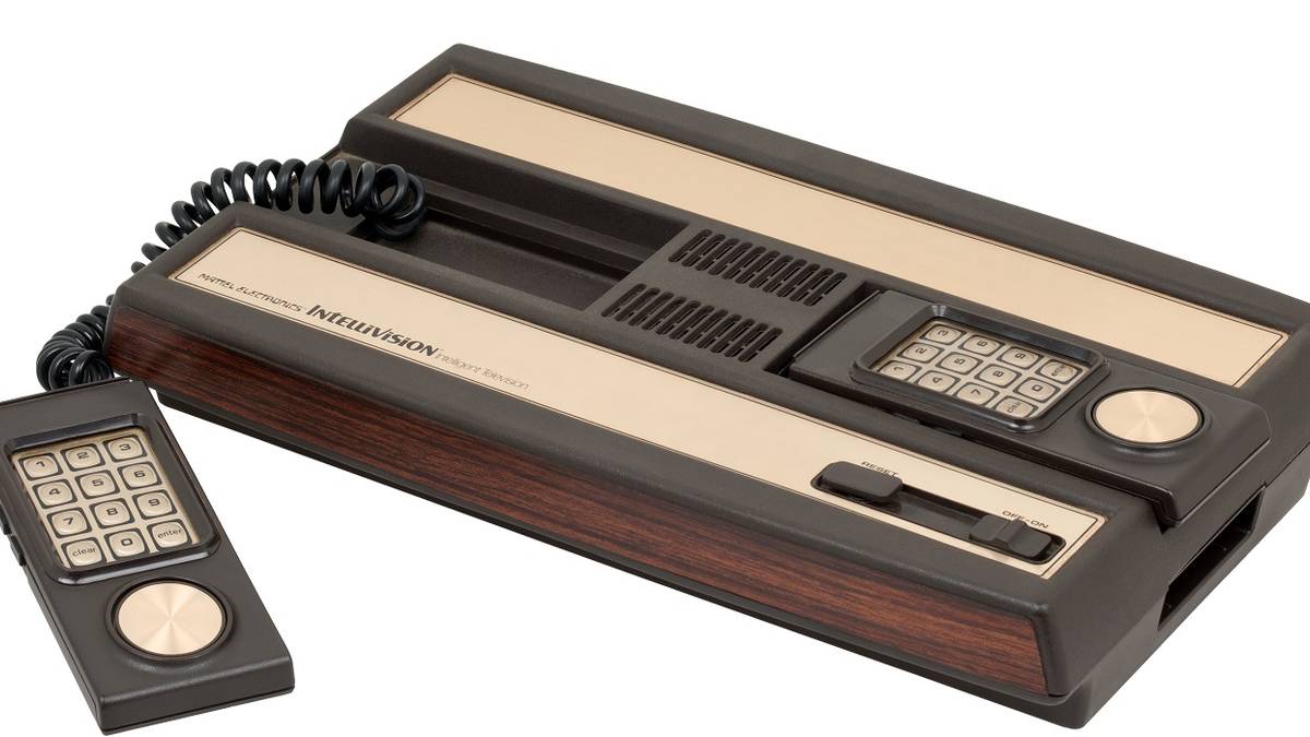 Intellivision-Console-Set