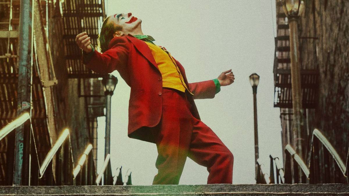 joaquin phoenix joker stairs dance