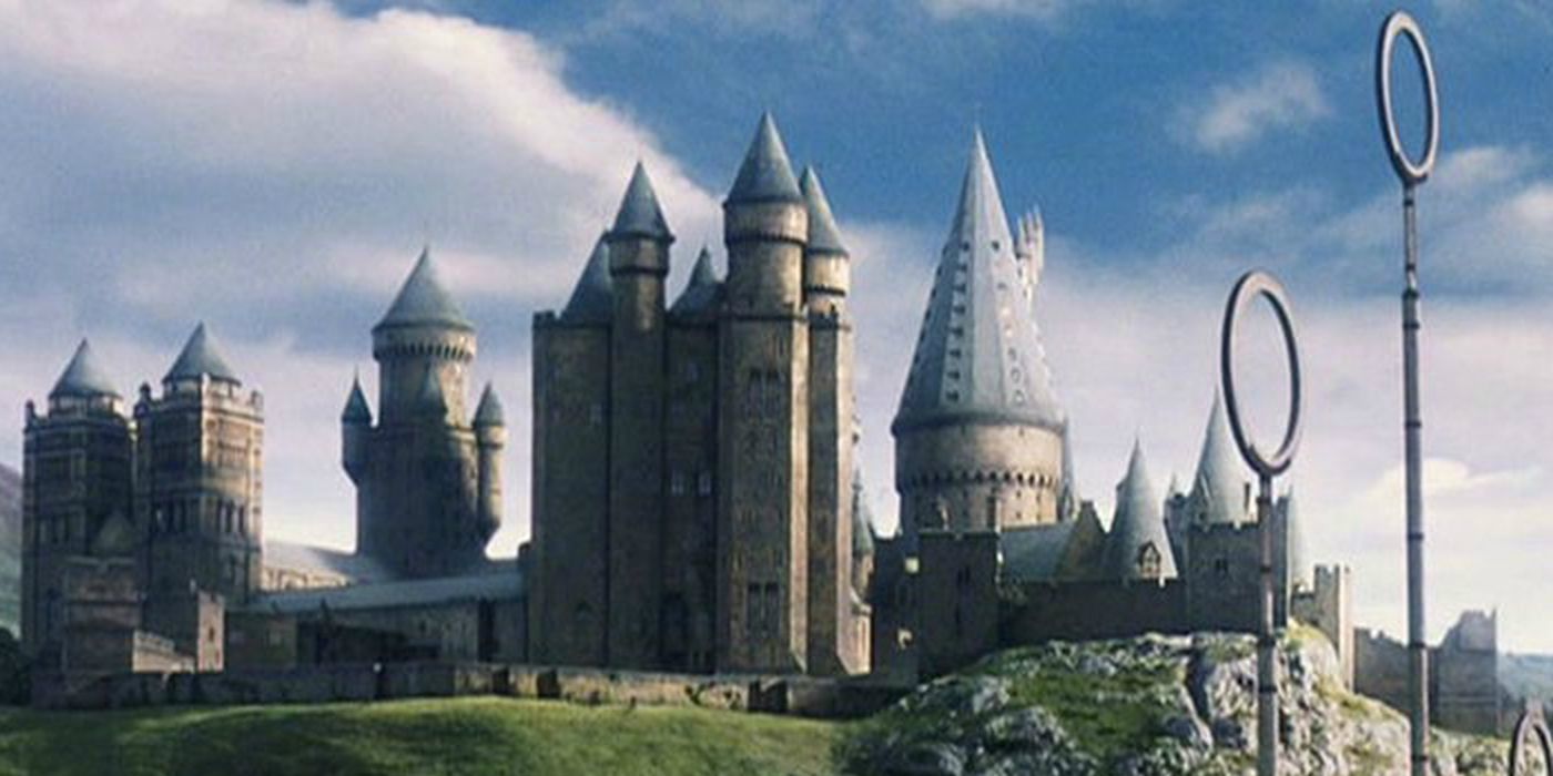 hogwarts in minecraft story