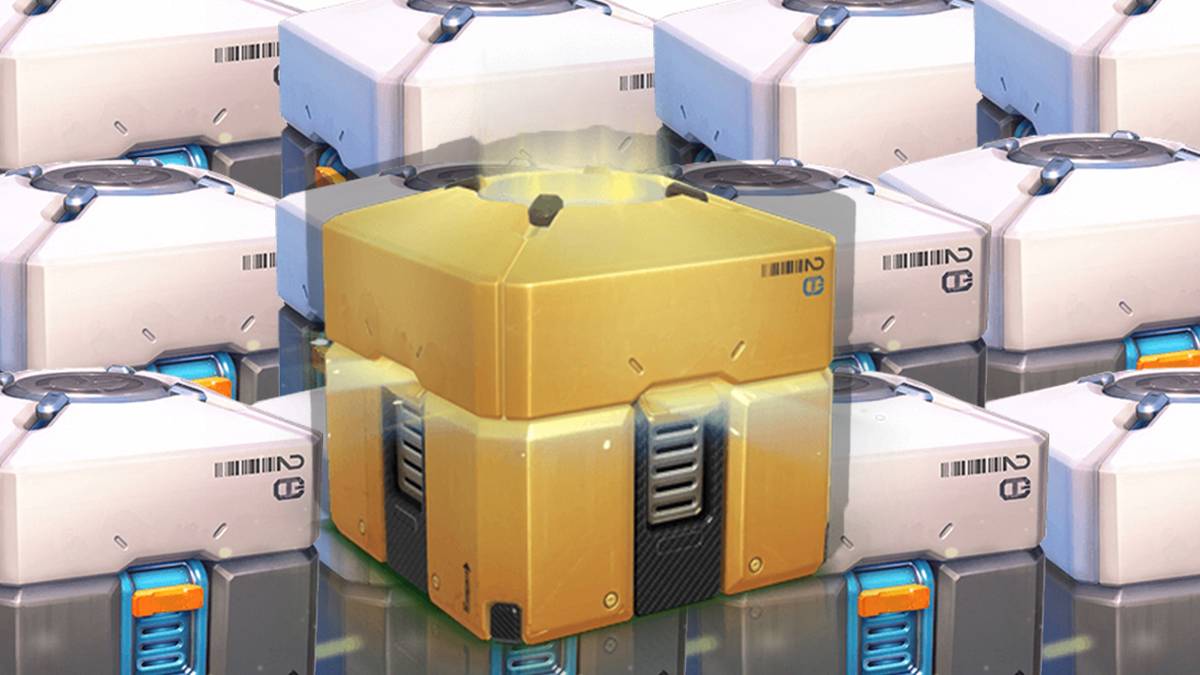 Overwatch gold loot box over other loot boxes