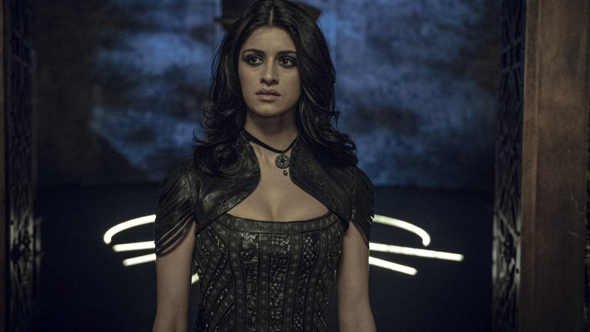 the witcher yennefer different look