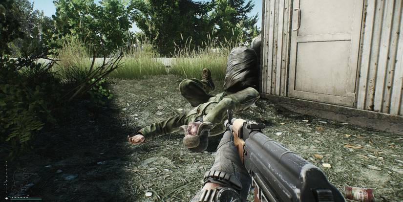 escape from tarkov looting