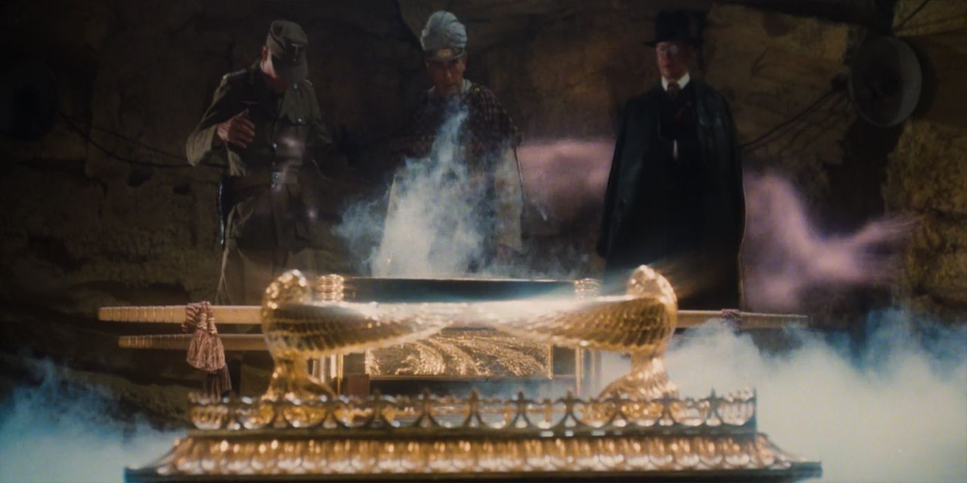 Indiana Jones ARK CHERUB ANGEL Gold Ark of the Covenant. 