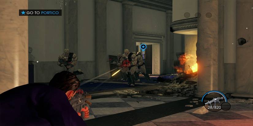 Saints row 4 shooting at an alien