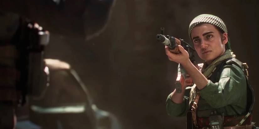 Farah pointing a gun