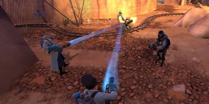 Team-Fortress-2-Two-Medics-One-Heavy