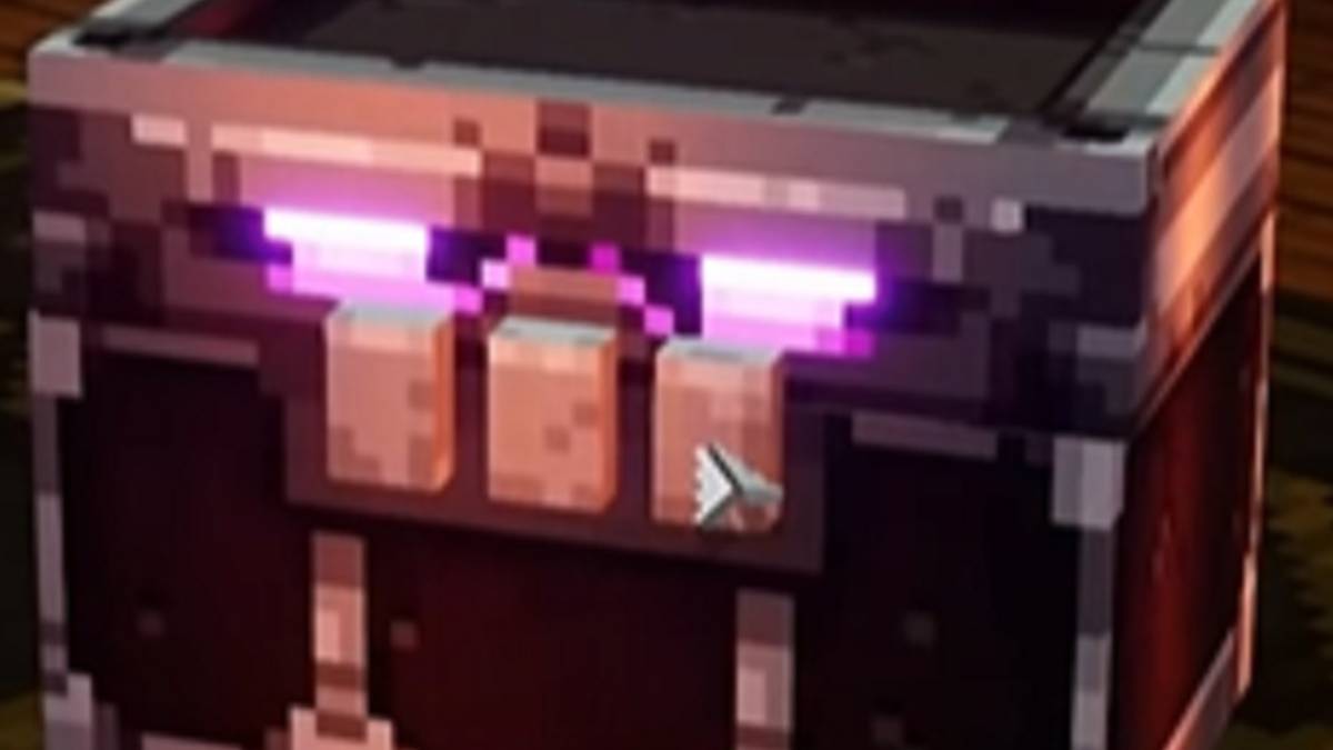 Minecraft Dungeons level complete chest