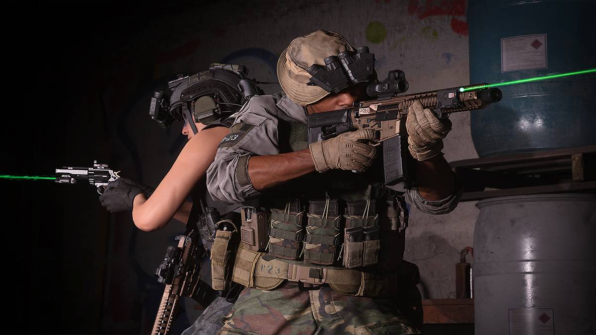 modern warfare operators back to back