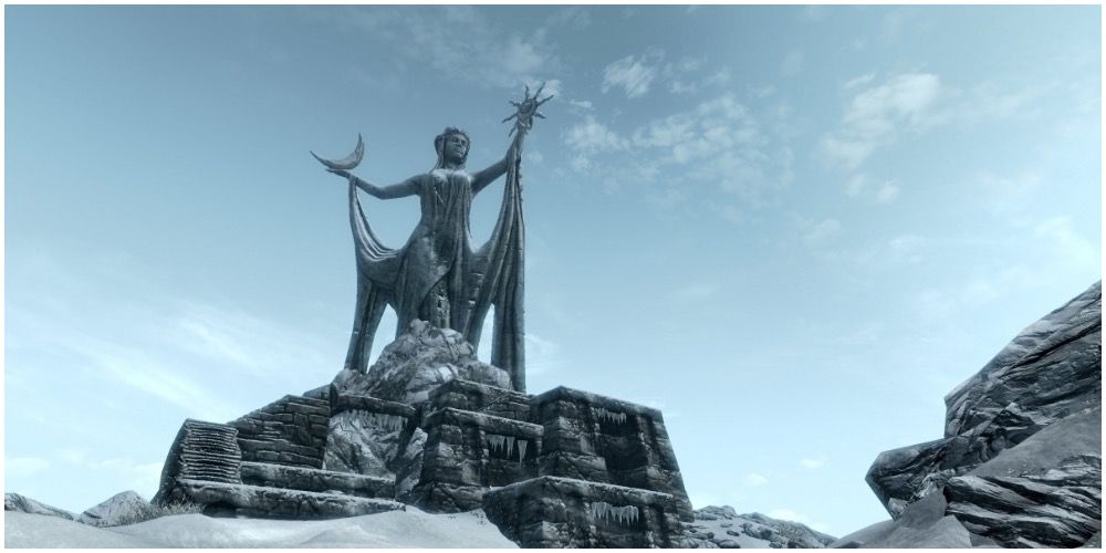 Skyrim's shrine to Azura Elder Scrolls