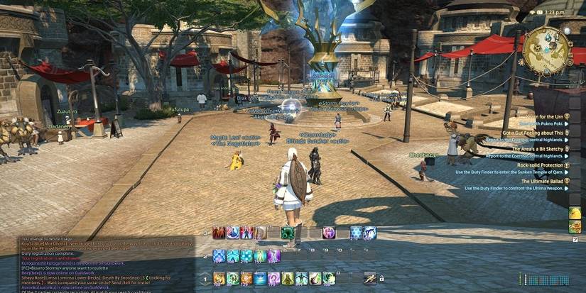 FFXIV npcs and players