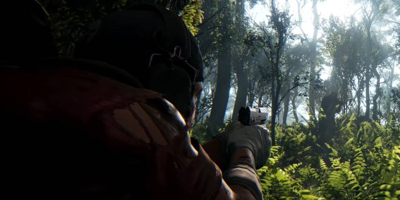 Ghost-Recon-Breakpoint-Nomad-Holding-a-Pistol