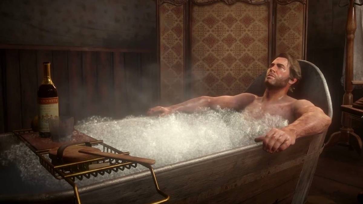 Arthur Morgan taking bath