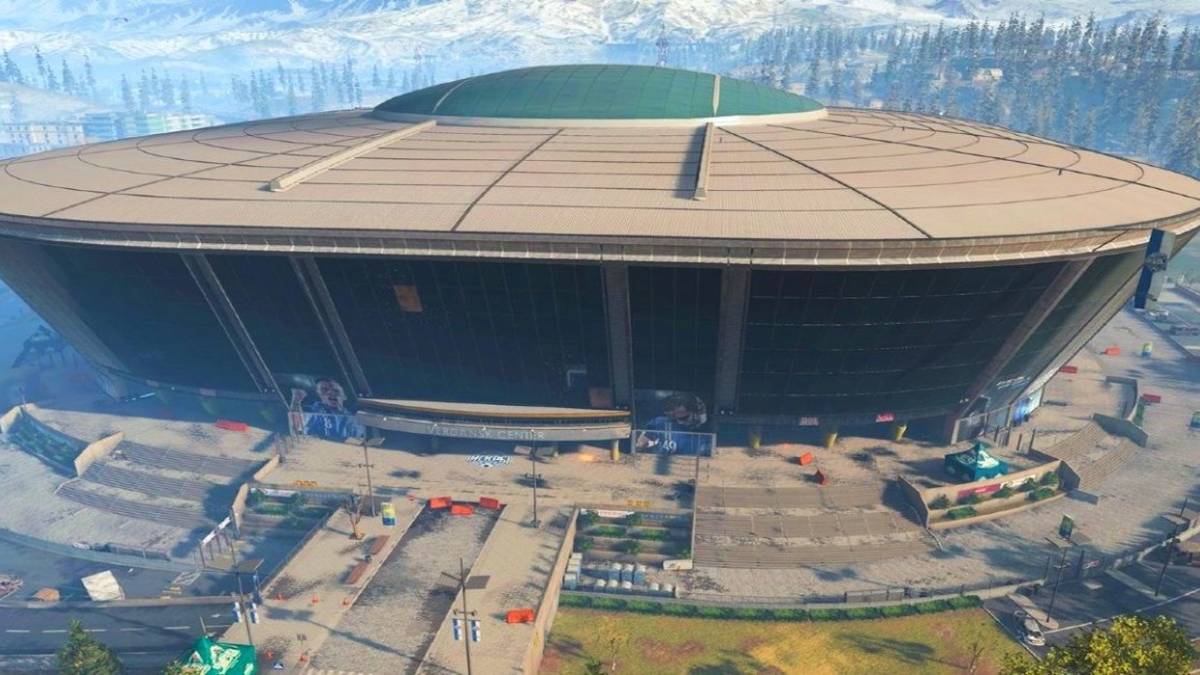 call of duty warzone missile in sky