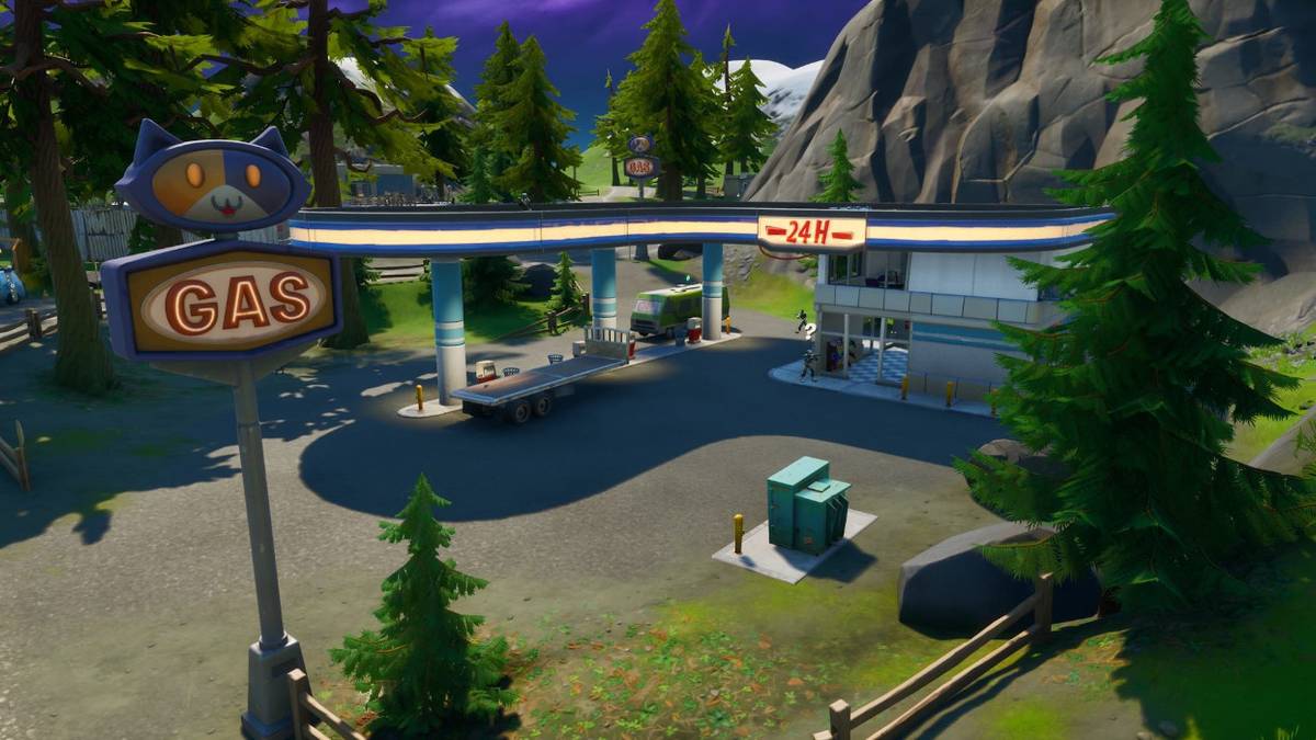 where are the balls of yarn at catty corner