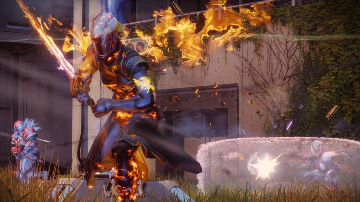 A Destiny 2 Warlock in the Dawnblade Super