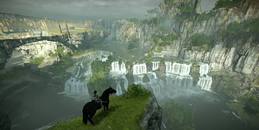 Shadow of the Colossus Wander looking over at a waterfall