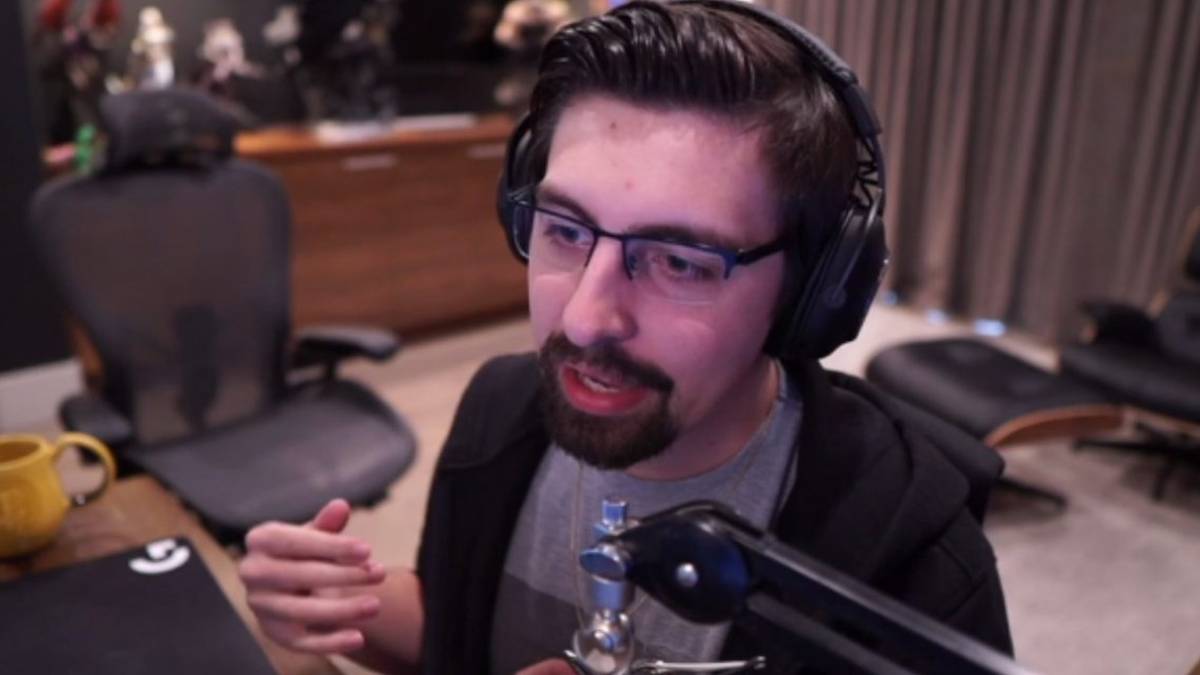 Shroud-call-of-duty-warzone-cheater