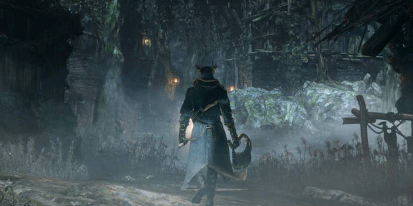 The Hunter walking in Bloodborne