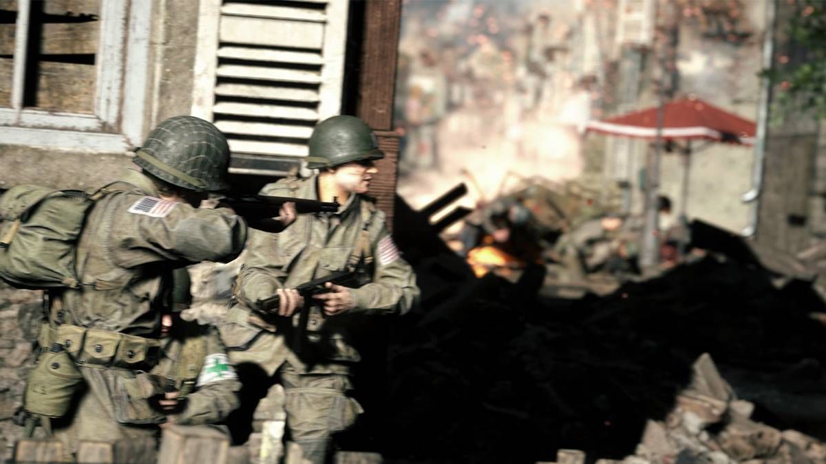 US Soldiers on street