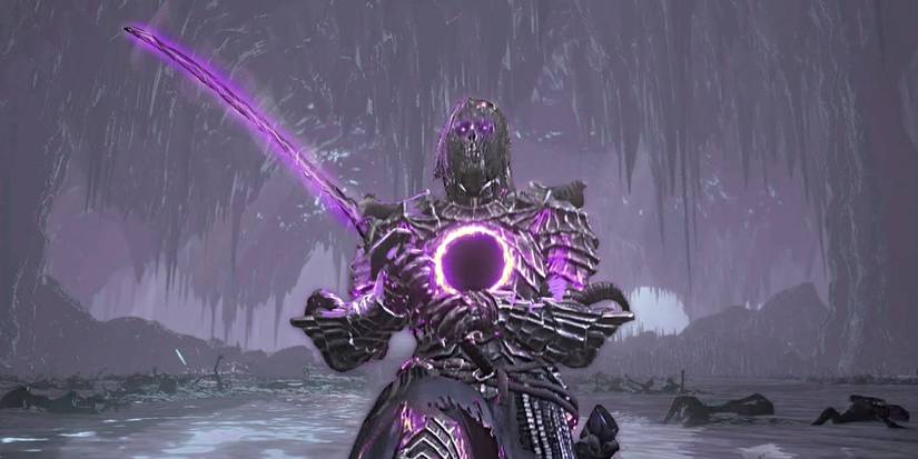 A character holding the Frayed Blade in Dark Souls 3