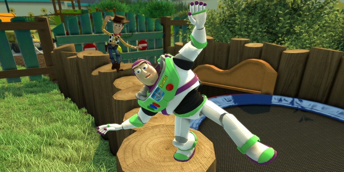 Buzz Lightyear in Xbox 360 game Kinect Rush