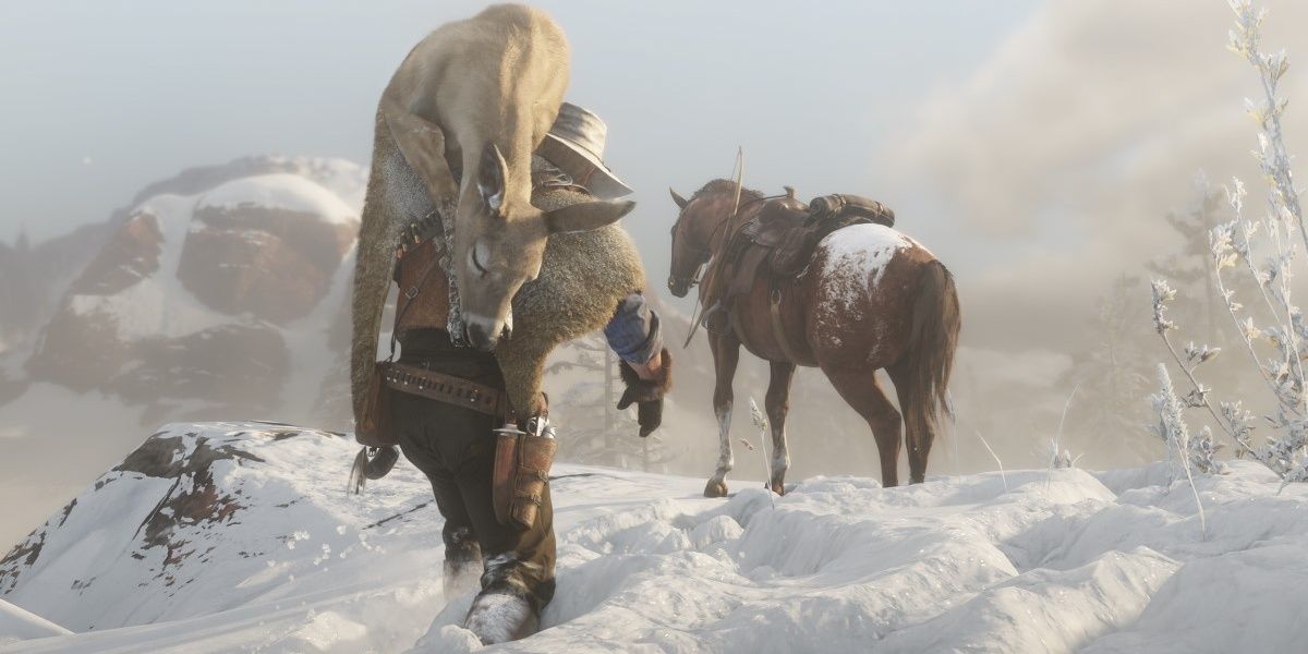 Arthur Morgan carrying a deer carcass to his horse