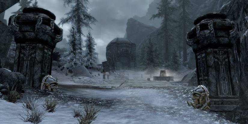 https://skyrim.gamepedia.com/Ruins_of_Rkund