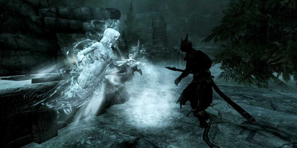 Skyrim The Pale Lady fighting in quest.
