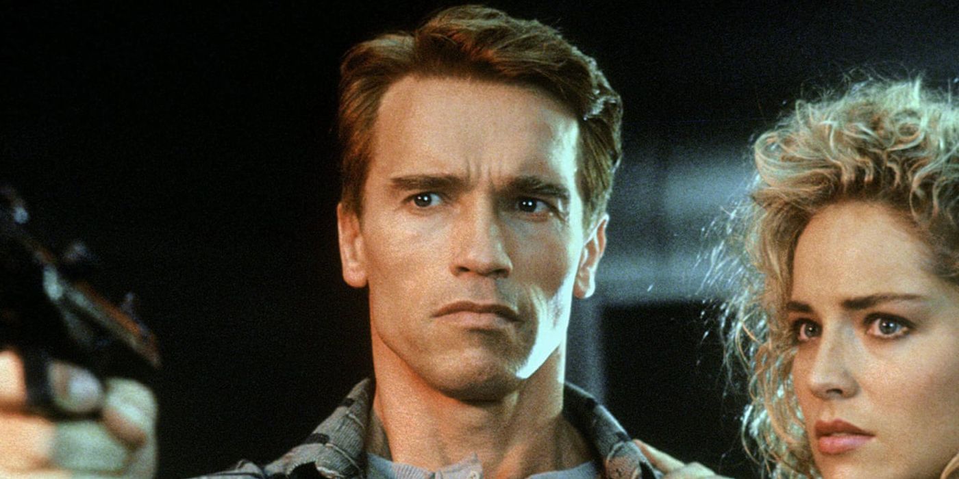 Arnold Schwarzenegger in Paul Verhoeven's Total Recall
