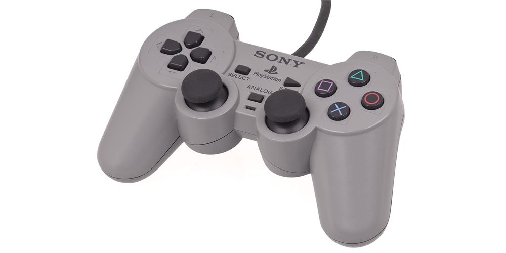 Контроллер Dualshock из оригинальной PlayStation