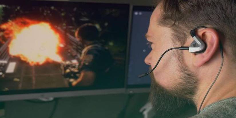 Man wearing Drown Tactile Earphones