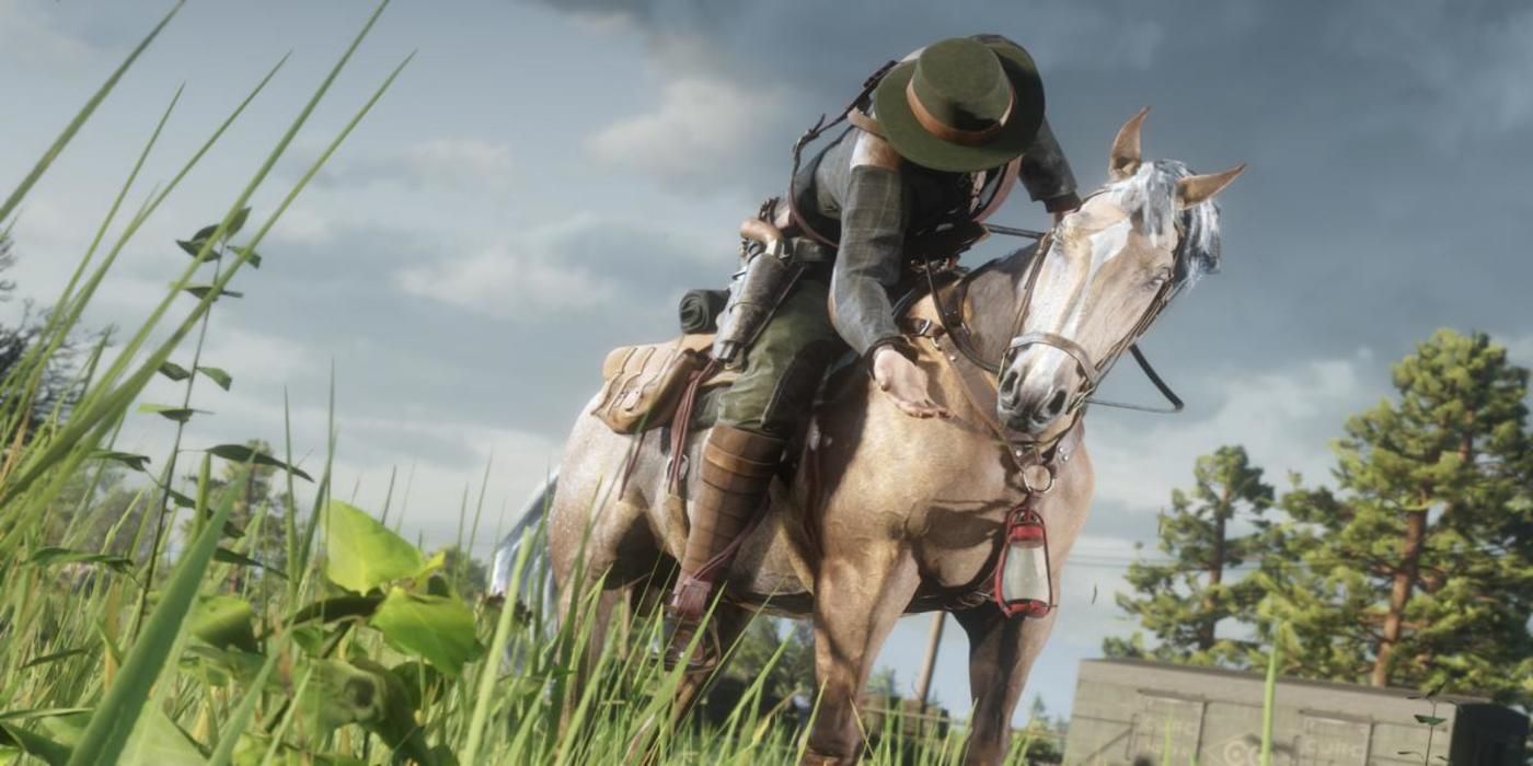 arthur equipping item on horse