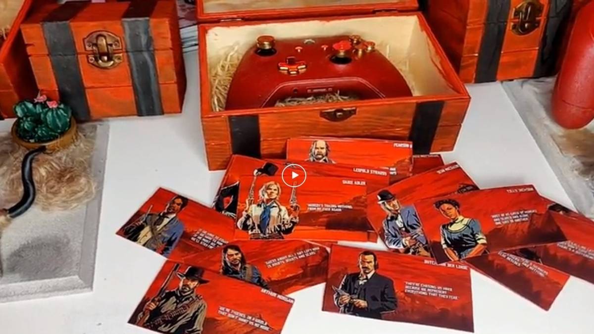 Red Dead Redemption Cards and Controller