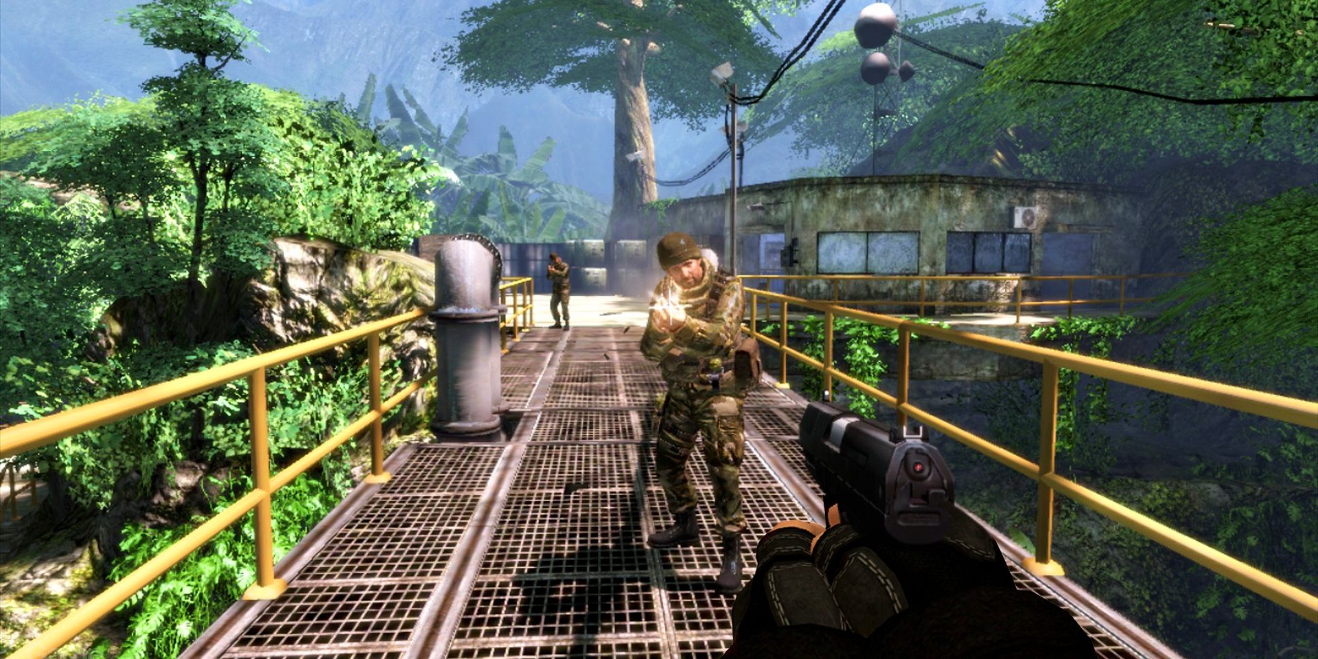 Xbox 360 Goldeneye 007 Reloaded- Gunfight on bridge in jungle
