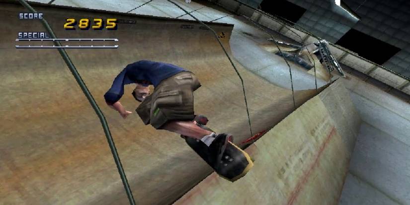 Skating gameplay in Tony Hawk's Pro Skater 2