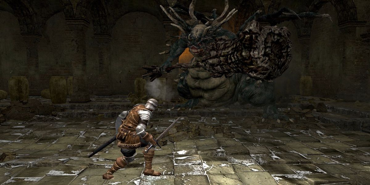 Игрок, сражающийся с Демоном Убежища в Dark Souls